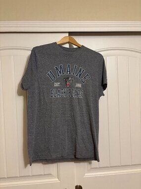 UMaine Black Bears T Shirt Adult Large Dark Gray Champion Short Sleeve Crew Neck